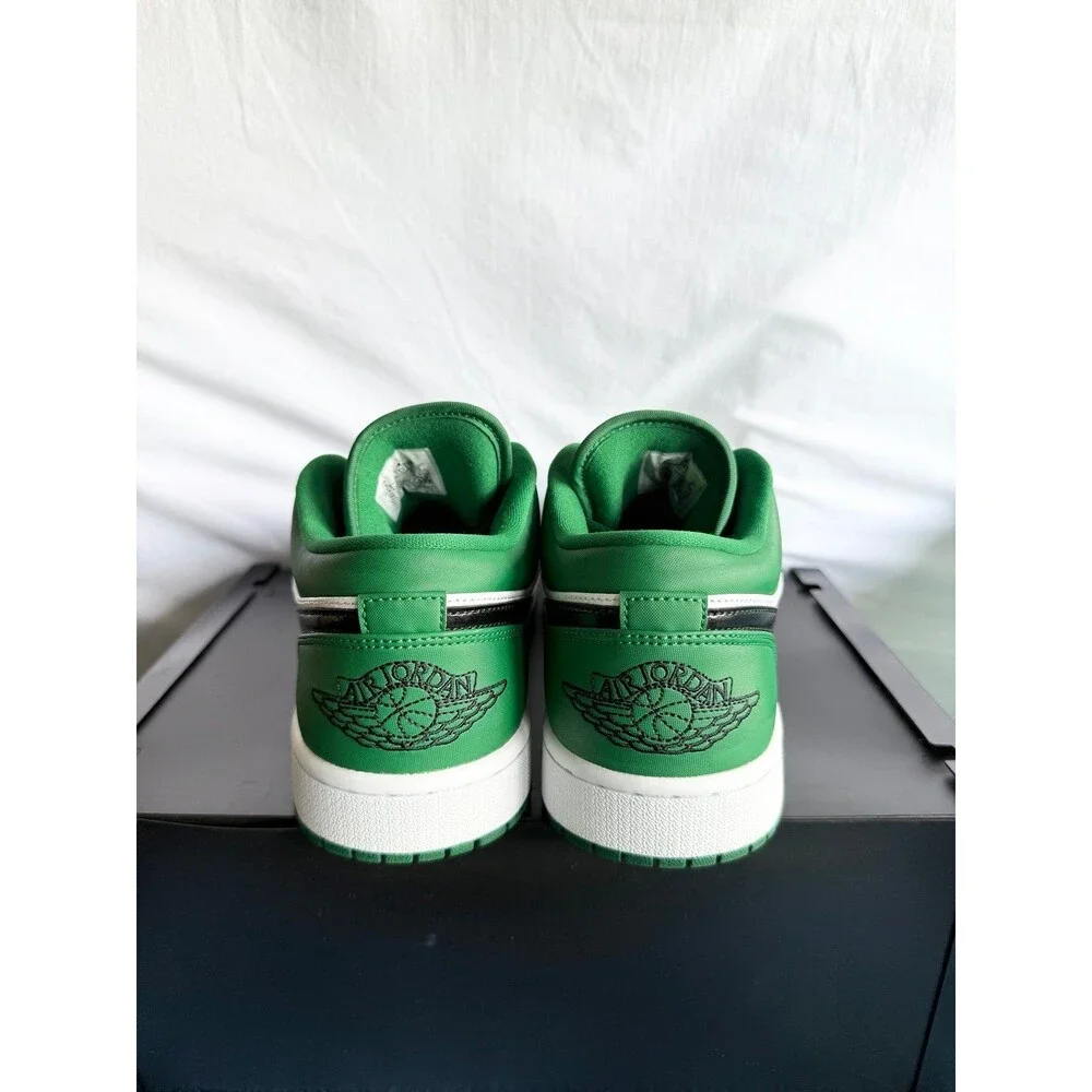 AUTHENTIC Jordan 1 Low Pine Green size 9 553558–301 2020 PRE-OWNED
